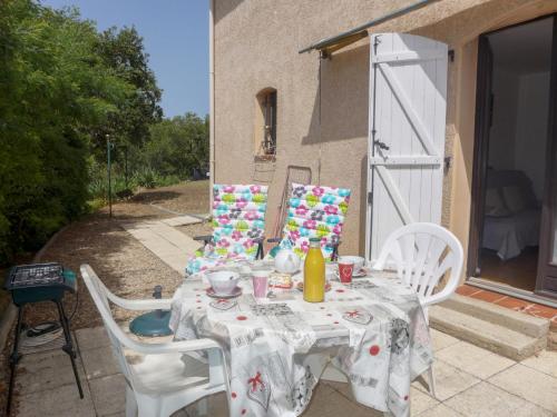 Apartment Il était une fois-1 by Interhome