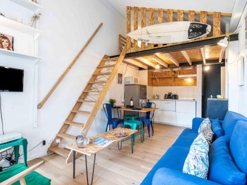 Η κουζίνα ή μικρή κουζίνα στο Apartment Kantaldi-2 by Interhome