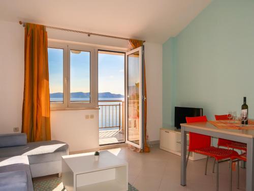 Apartment Elena by Interhome
