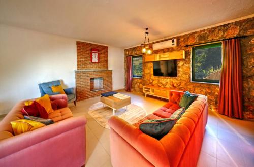 Φωτογραφία από το άλμπουμ του 2 Bedroom Private Villa located in Oludeniz σε Faralya