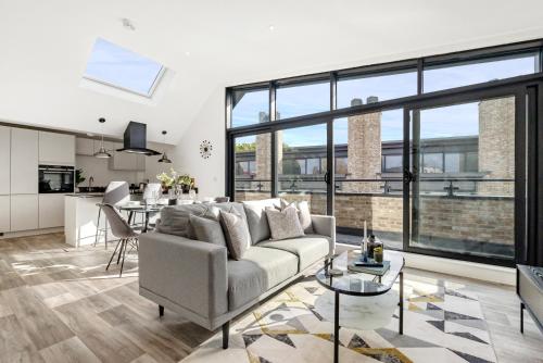Dapur atau dapur kecil di Tailored Stays - Central Cambridge, Lacon House