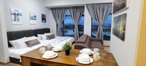 Ένα ή περισσότερα κρεβάτια σε δωμάτιο στο Imperium Residence Kuantan Level 12