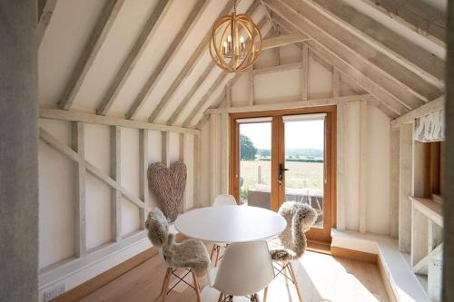 Χώρος καθιστικού στο The Cowshed, Tunbridge Wells