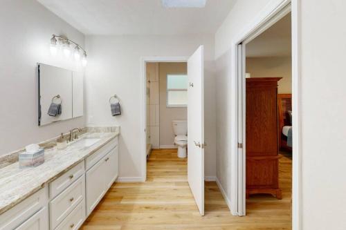 O baie la Gator Pool and Hot Tub House -1.5 miles to Stadium