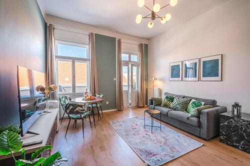 Fotografia z galérie ubytovania Brandnew Citycenter Flat with the View and Terrace v Budapešti