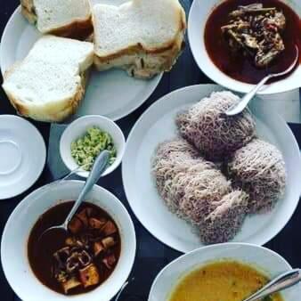 Makanan di atau berdekatan apartmen