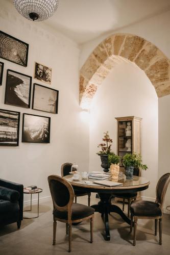 Area soggiorno di Palazzo Natoli Boutique Hotel