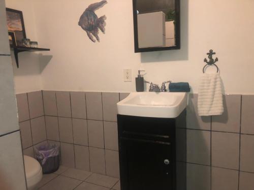 A bathroom at Cozy Apartment Villas