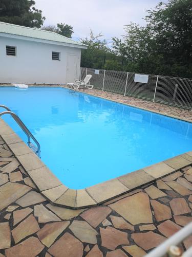 Piscina a Le Muscadier o a prop