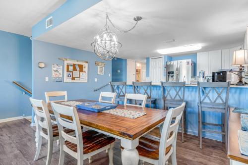 Una cocina o cocineta en Salted Tranquility