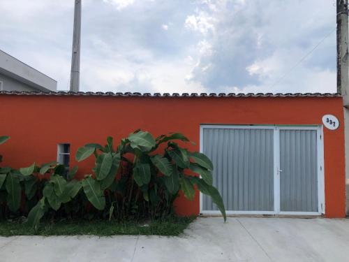 ベルチオガにあるPousada da Súの橙の建物