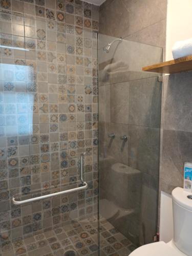 Bagno di Habitaciones Amubladas Logos II
