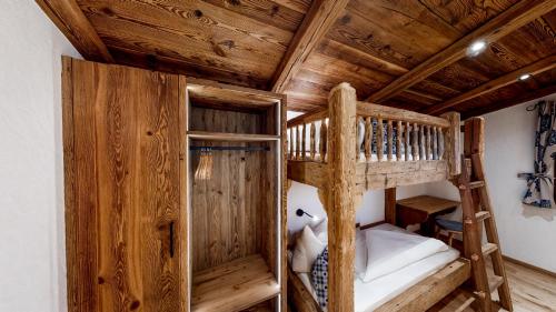 Postel nebo postele na pokoji v ubytování Stadl Chalet Ischgl