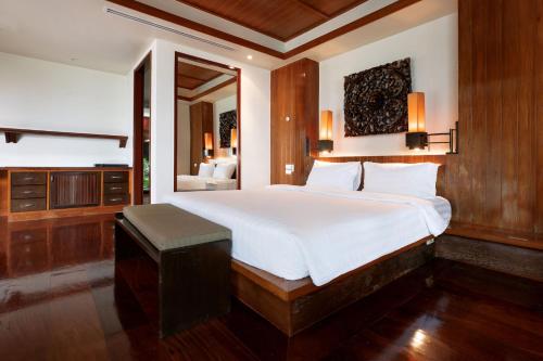 Postel nebo postele na pokoji v ubytování Ayara Villa 3 - Unique Gem with Private Pool and Majestic Sea Views