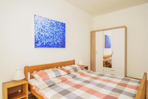 Posteľ alebo postele v izbe v ubytovaní Villa Bua - Beautiful Seafront Apartments