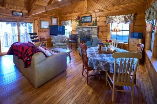 Gatlinburg Adventure Cabins photo 271