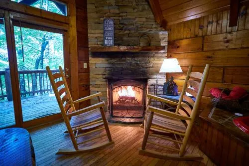 Gatlinburg Adventure Cabins photo 26