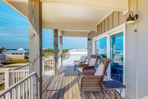 Decked Out – Photos 5