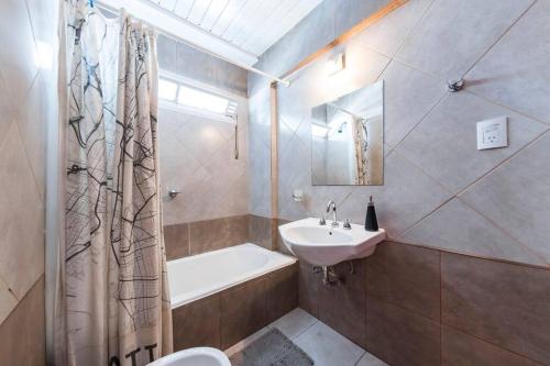 Koupelna v ubytování Entre Ríos 73 - B Centro