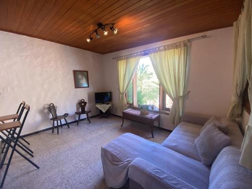 A seating area at Casa Colonia