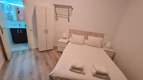 Hostal Eixample photo 12