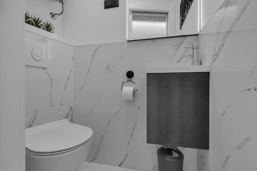 Koupelna v ubytování Apartments by the sea Makarska - 20196