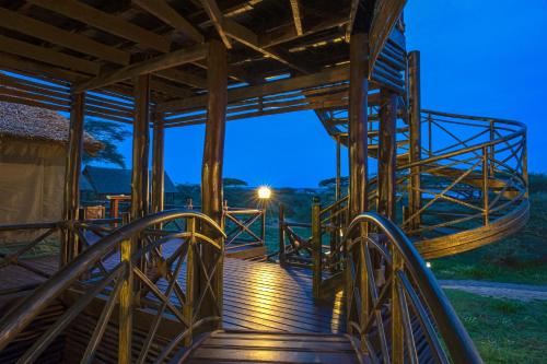Gallery image of Lake Ndutu Luxury Tented Lodge in Sinoni