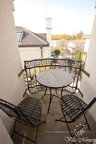 Ein Balkon oder eine Terrasse in der Unterkunft Luxury Rooms Minjon