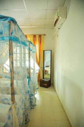 Katil atau katil-katil dalam bilik di Lake Edge Holiday Inn