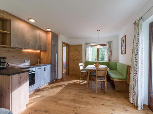 Kuchyňa alebo kuchynka v ubytovaní Ferienhaus Widmann
