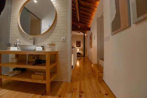 Koupelna v ubytování Quinta da Corredoura, Hotel Rural