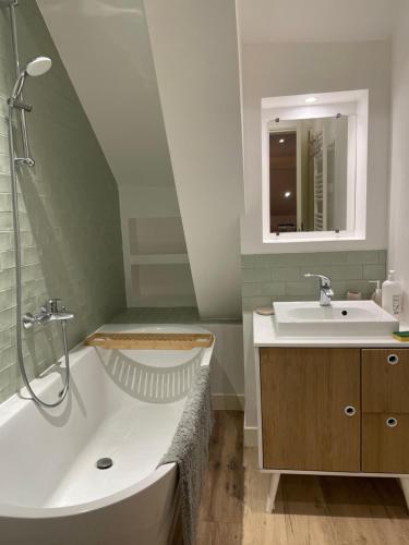 Kúpeľňa v ubytovaní Les appartements d’Edgar