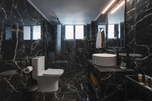 Beautiful apt in Glyfada Center, Papandreou Street