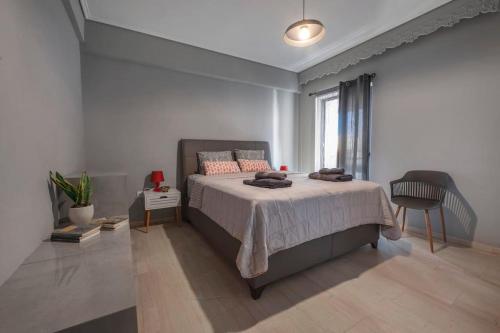 Beautiful apt in Glyfada Center, Papandreou Street