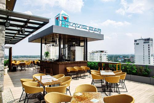 Балкон или терраса в El Vistra Hotel Angeles