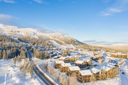 an aerial view of a resort in the snow at Trysilfjellet in Trysil