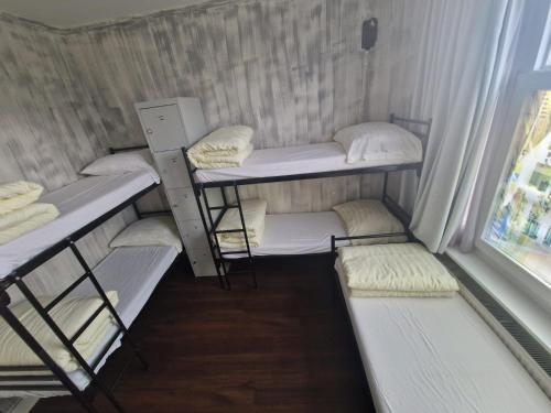 Katil atau katil-katil dalam bilik di Amigo Budget Hotel