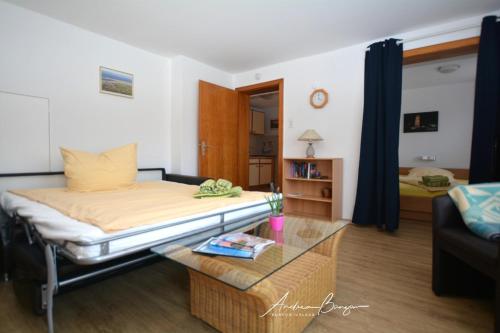 Katil atau katil-katil dalam bilik di Haus-Koenigsduene-I-1