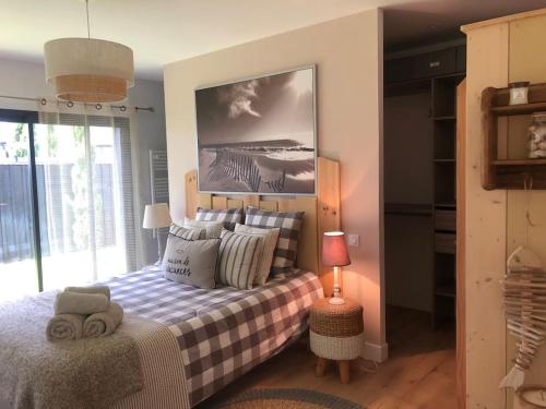 Photo de la galerie de l'établissement Villa Lola au centre-ville de La Teste, à La Teste-de-Buch