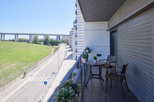 Bridge River Apartment @ Parque das Nações