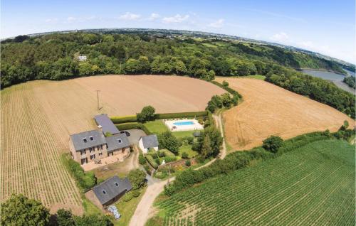 Amazing Home In Pleudaniel