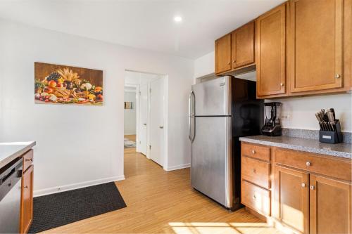 Wheaton FHS Rental – Photos 3