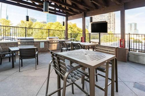Spectacular Buckhead Atlanta Condo – Photos 3