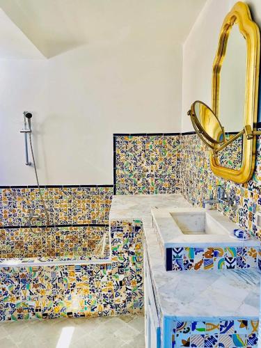 Koupelna v ubytování Dar Lekbira Boutique Hôtel