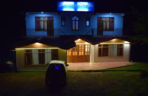 Φωτογραφία από το άλμπουμ του THE-GRANDVIEW στη Σίμλα