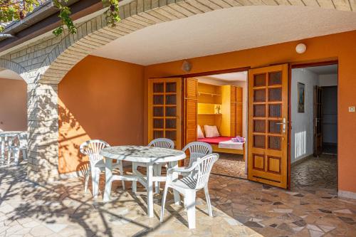 Apartments Francoise