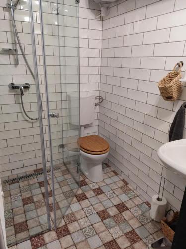 A bathroom at 100 Éves Vendégház - Háromhuta
