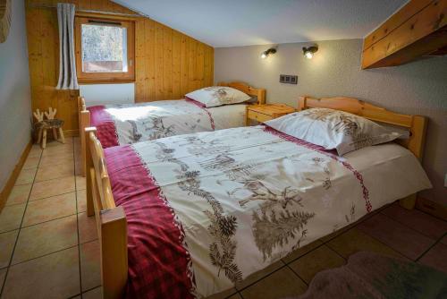Posteľ alebo postele v izbe v ubytovaní Appartement de 2 chambres a Les Deux Alpes a 100 m des pistes avec balcon et wifi