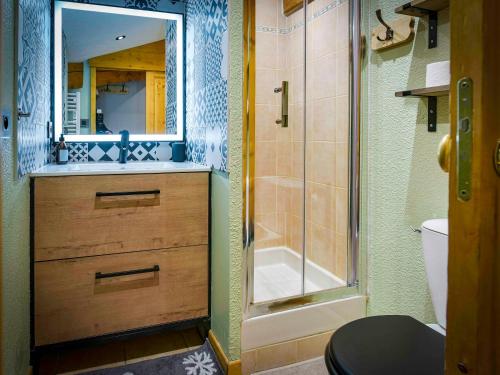 Koupelna v ubytování Appartement cosy aux Deux Alpes avec vue sur la montagne