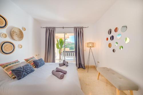 Posteľ alebo postele v izbe v ubytovaní La Terraza Apartment Elviria Marbella